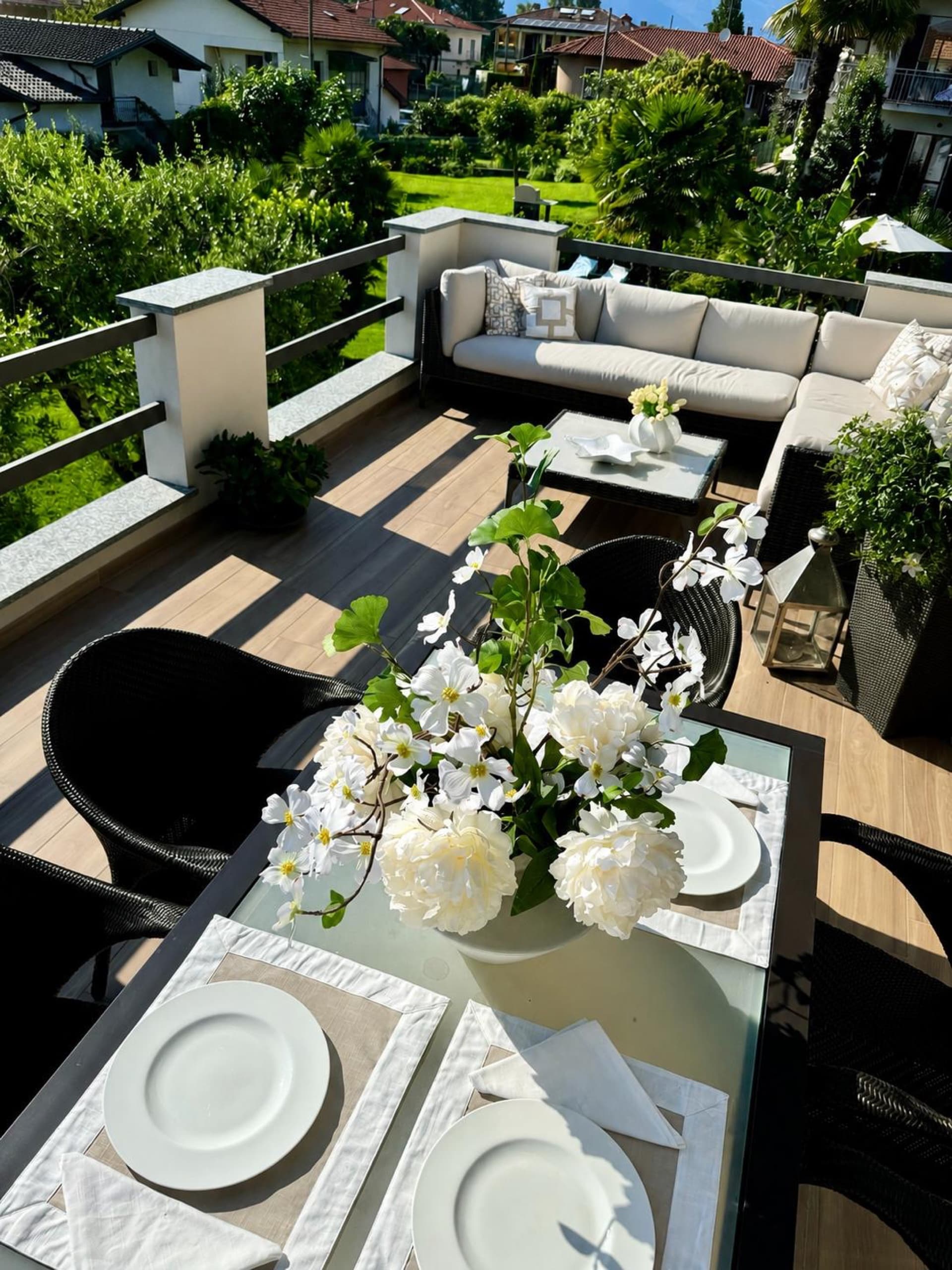 Modernisiertes Seehaus mit Dachterrasse — Maccagno