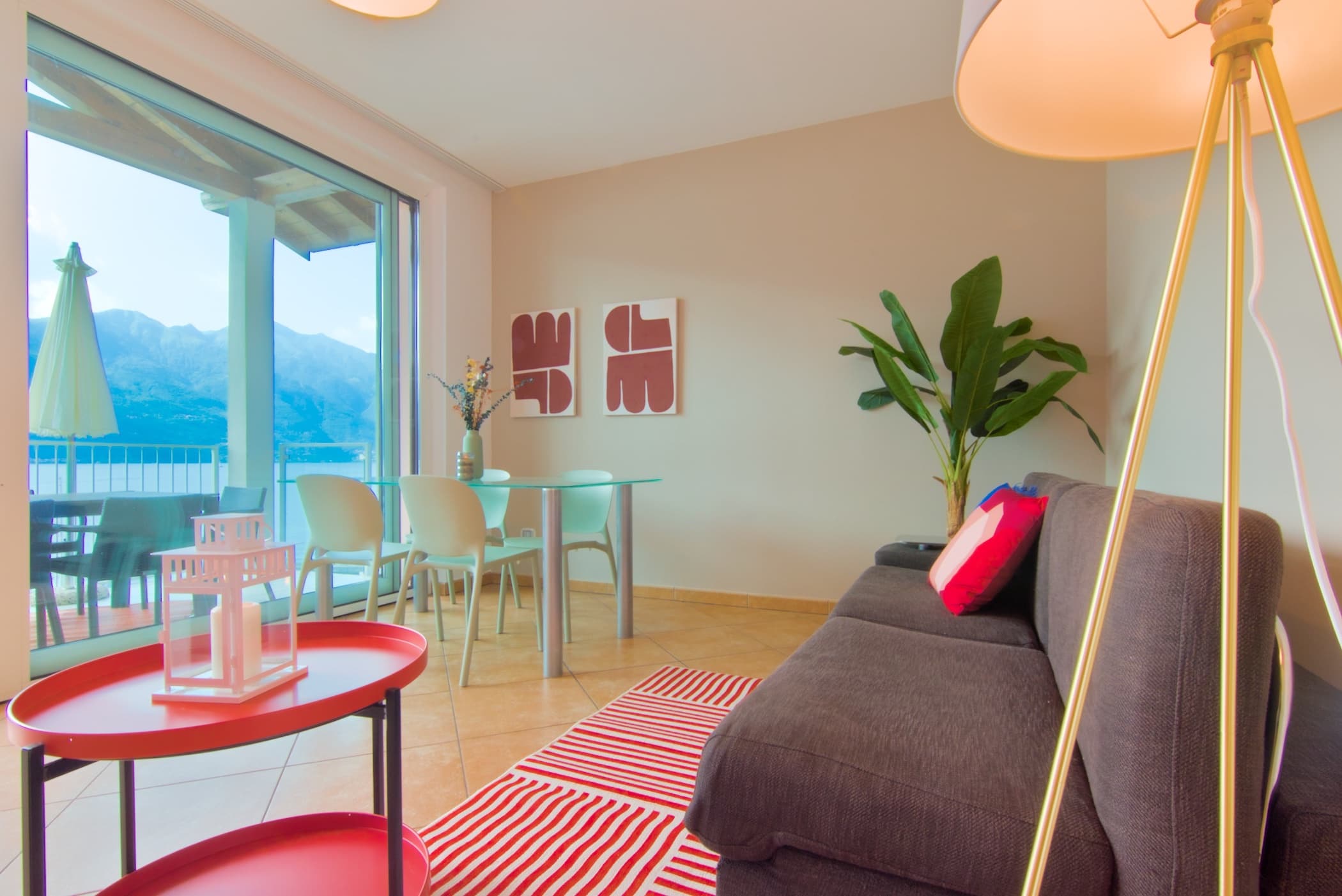 Moderne 4 Zimmer Wohnung direkt am Hafen Golfo Gabella