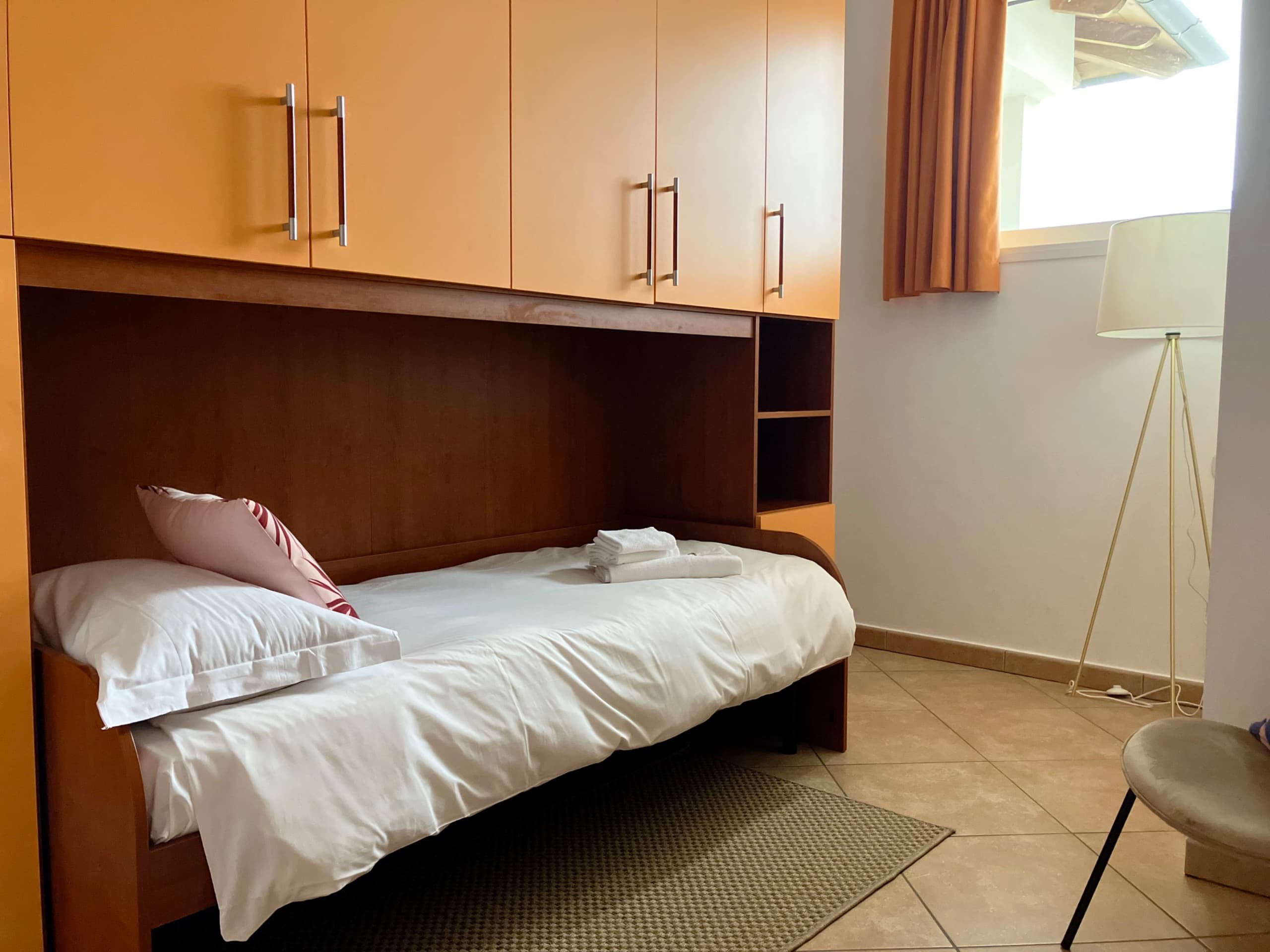 Moderne 4 Zimmer Wohnung direkt am Hafen Golfo Gabella