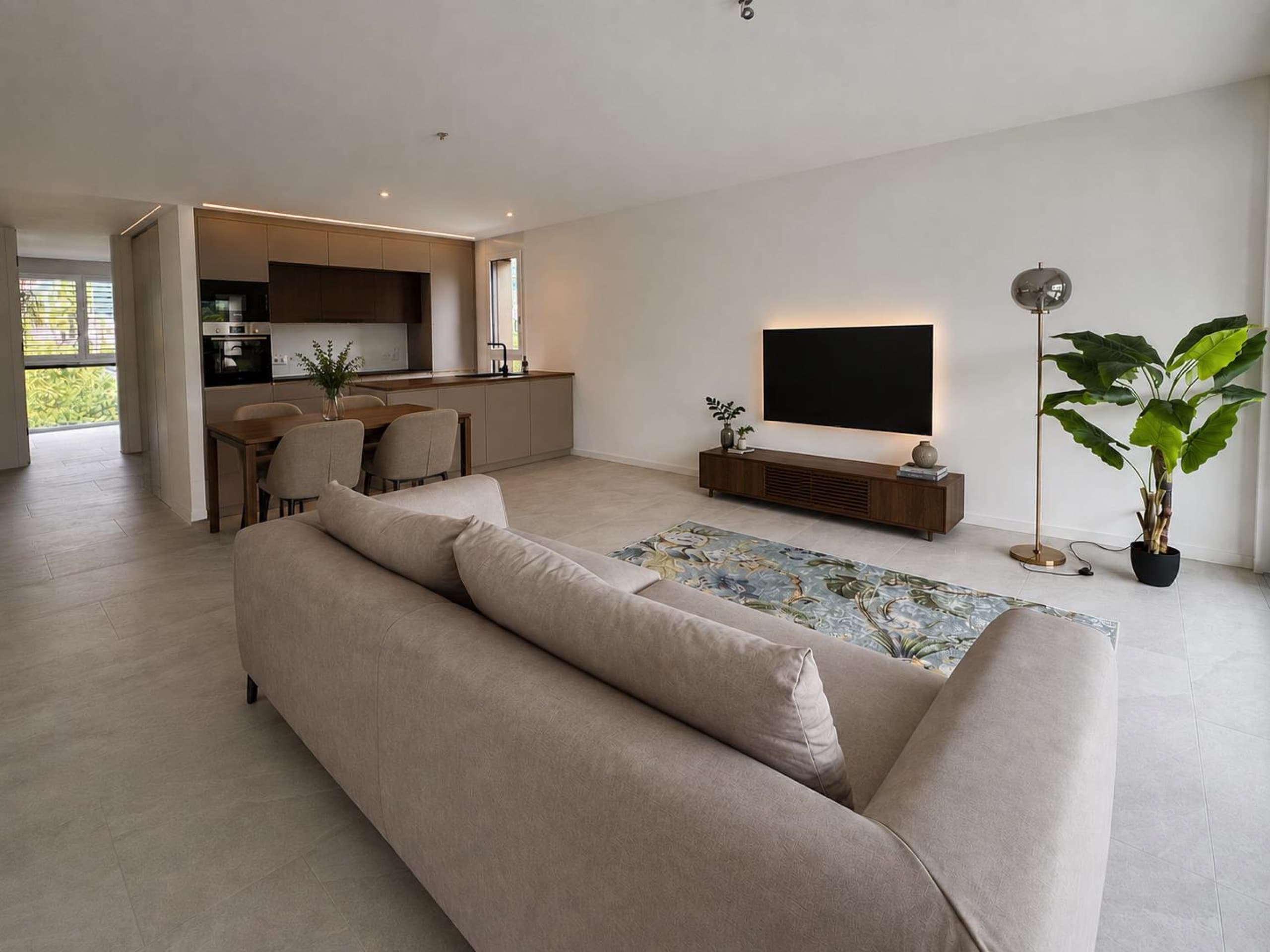 Exklusive 4½-Zimmer-Neubauwohnung, Erstbezug — Losone