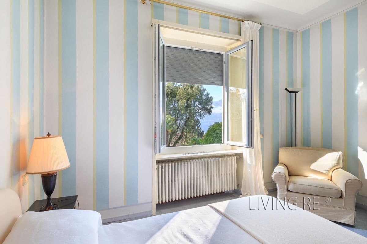 Exklusive Villa mit Seeblick am Lago Maggiore — Luino