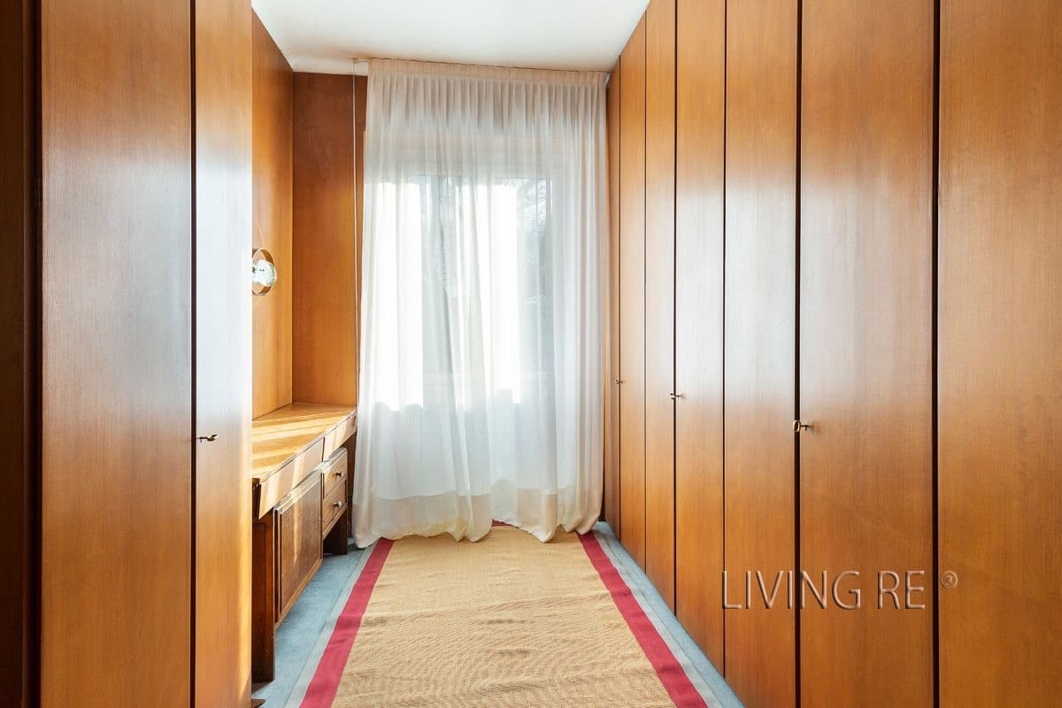 Exklusive Villa mit Seeblick am Lago Maggiore — Luino