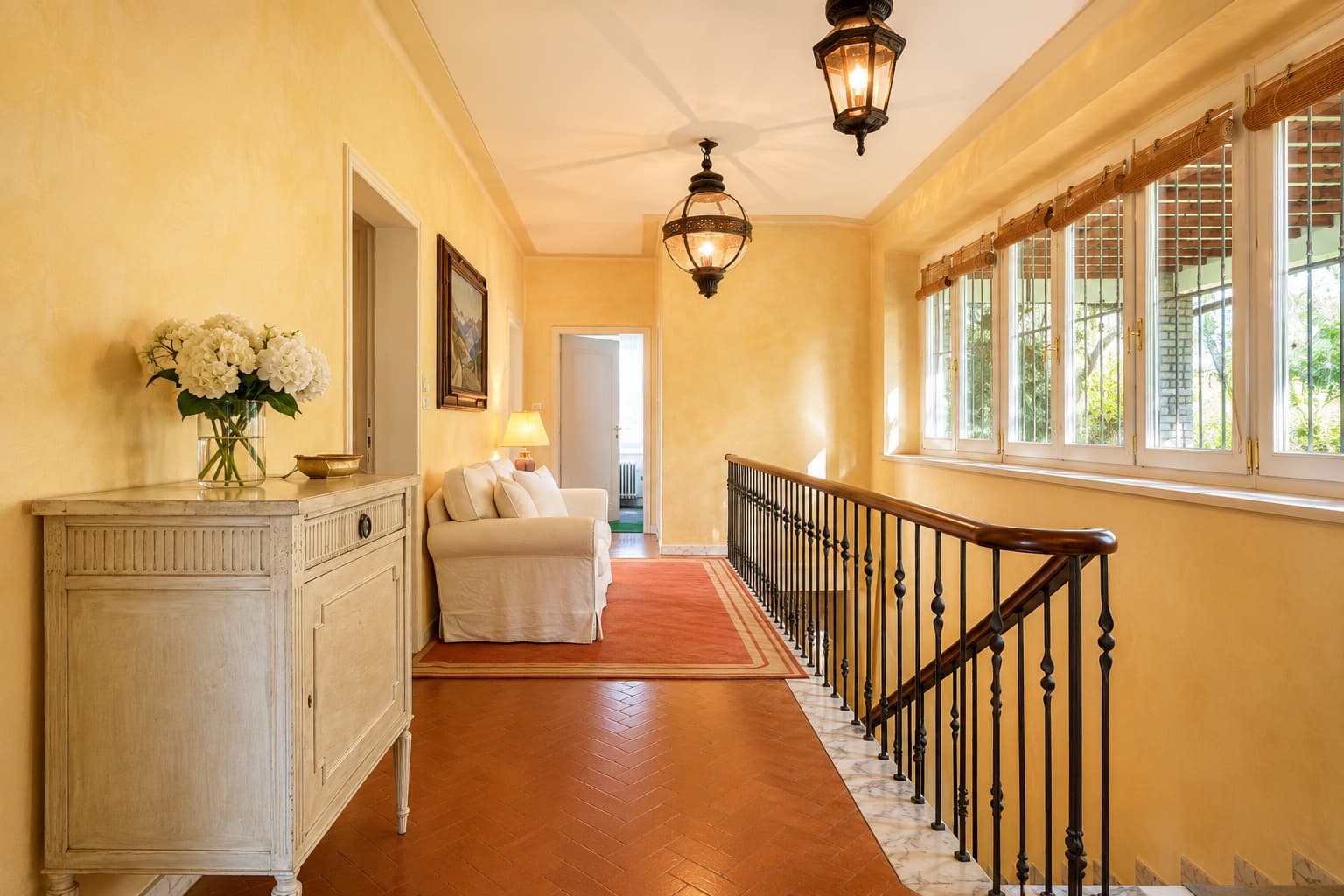 Exklusive Villa mit Seeblick am Lago Maggiore — Luino
